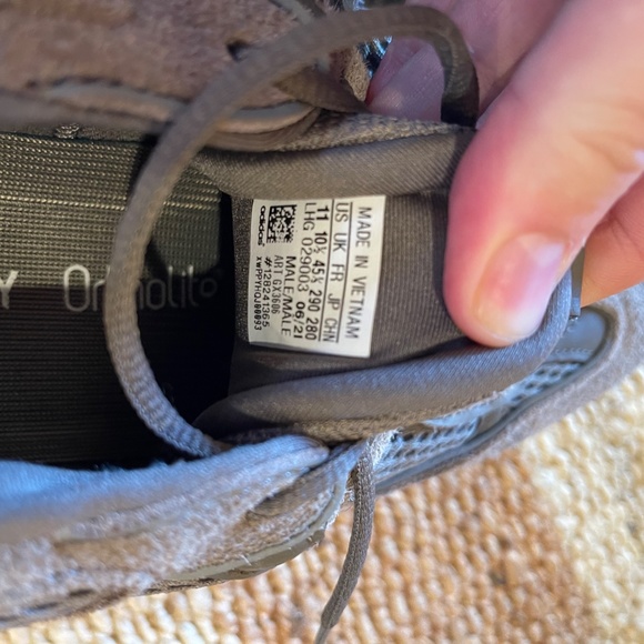 Yeezy 500 Taupe - Picture 5 of 7